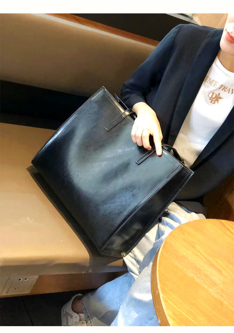 EGM283 BLACK Genuine Leather Bag