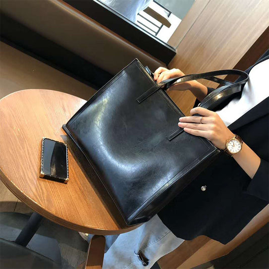 EGM283 BLACK Genuine Leather Bag