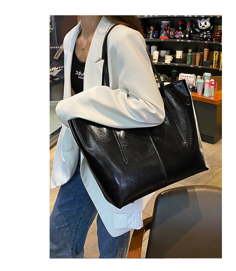 EGM288 BLACK Genuine Leather Bag